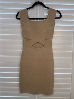 Bebe Creamy/Beige Cutout Bodycon Dress